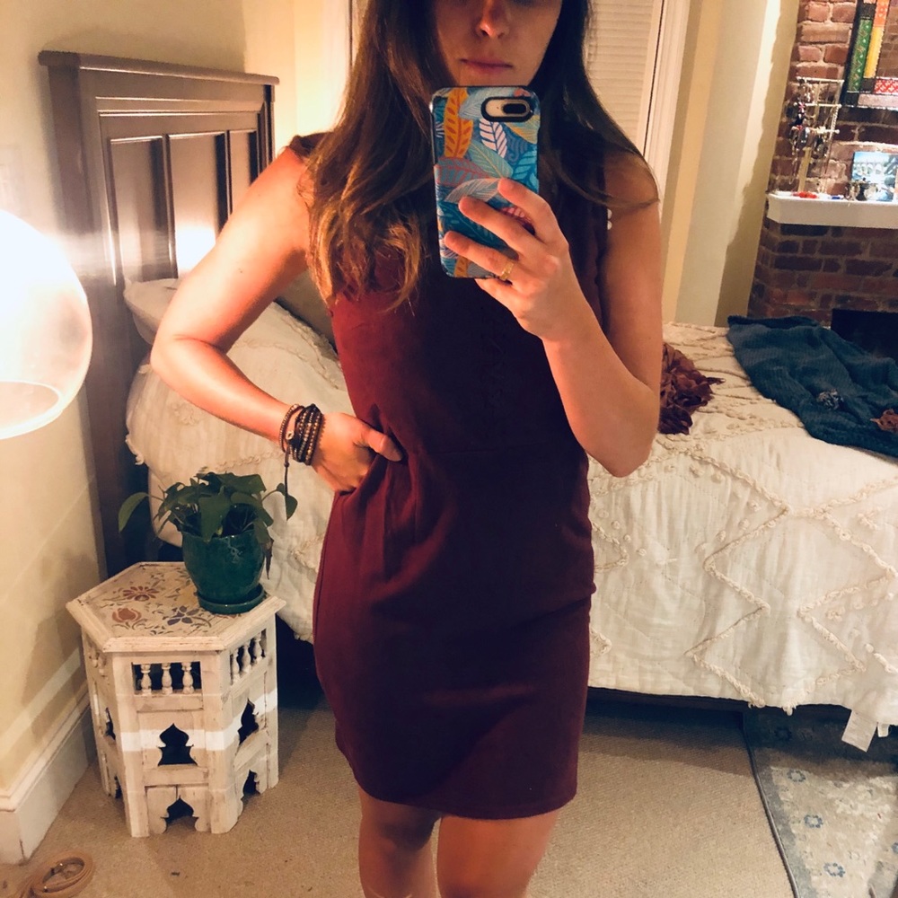 Mini maroon velvet dress